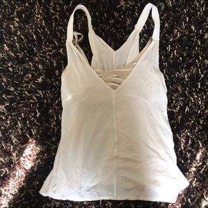 Lululemon white tank with bra size 6